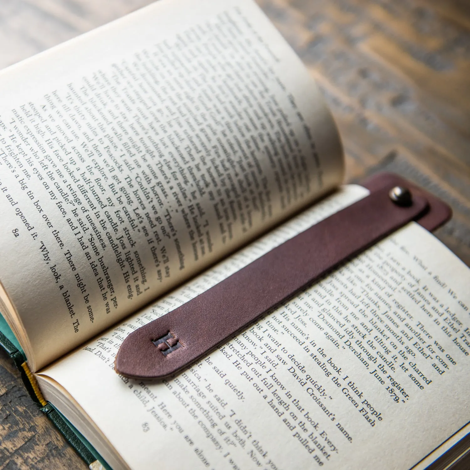 Personalized Fine Leather Double Bookmarks